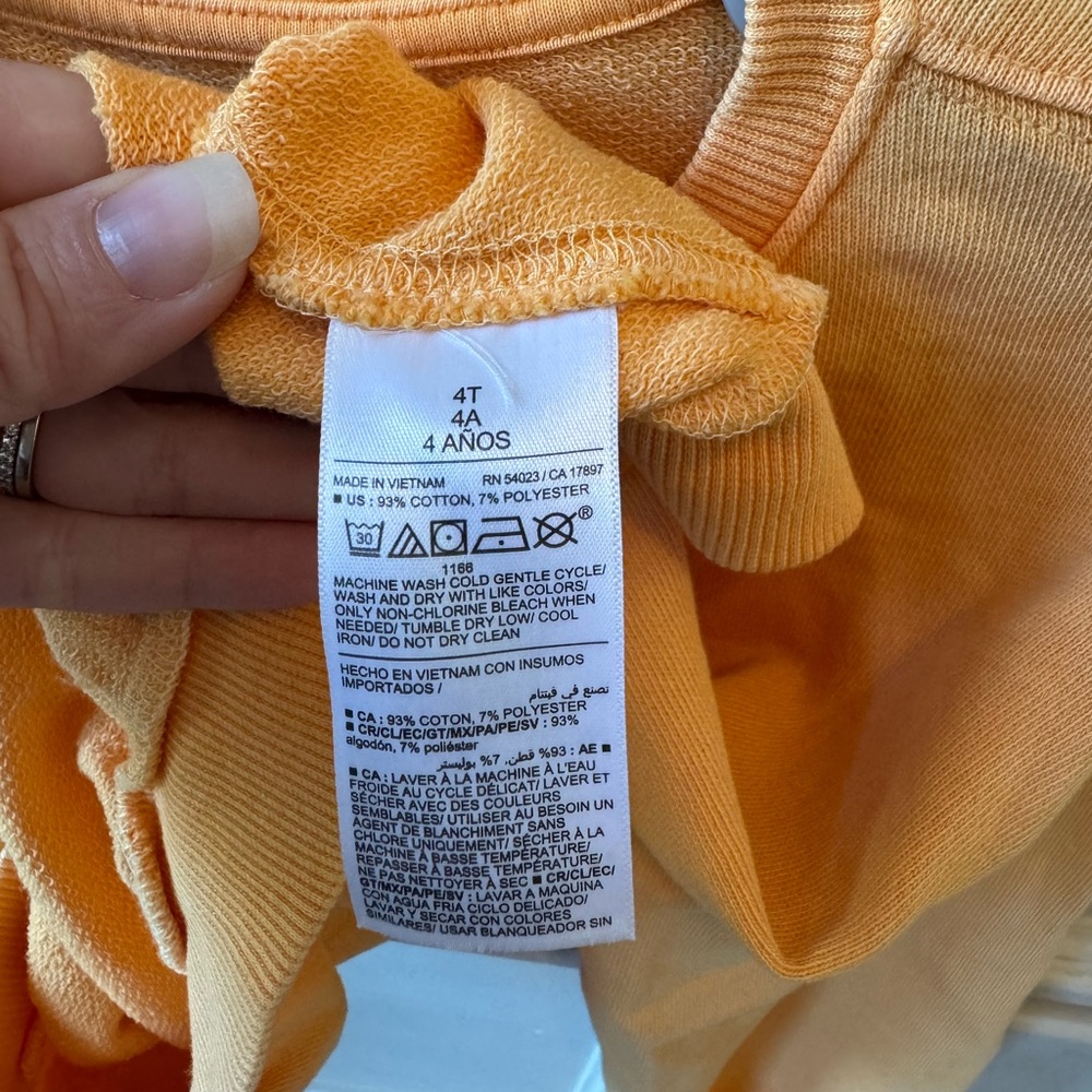Kids Old Navy Soft Orange Pullover Sweater Size 4T - Picture 3 of 5